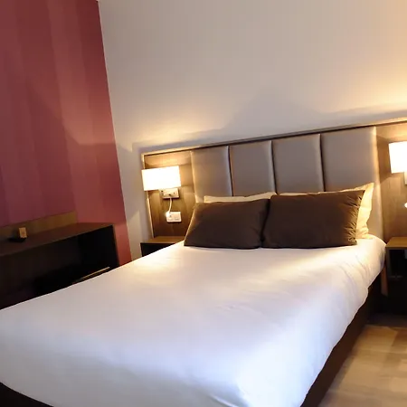 De Flore - Montmartre Hotel