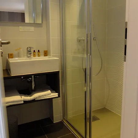 De Flore - Montmartre Paris