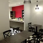 فندق De Flore - Montmartre 3*