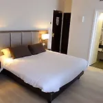 فندق De Flore - Montmartre 3*