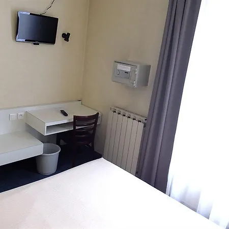 Hotel De Flore 3*