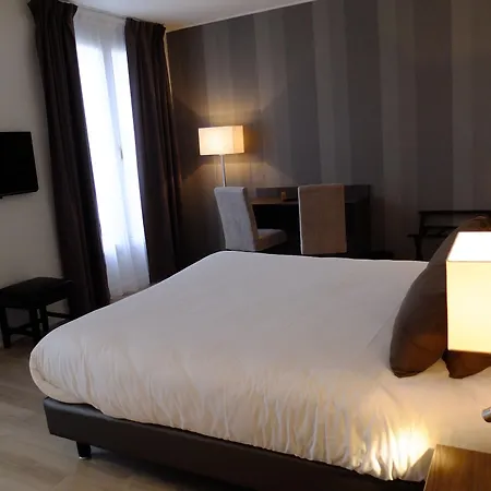 De Flore Hotel