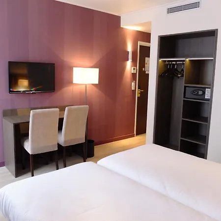 De Flore Hotel