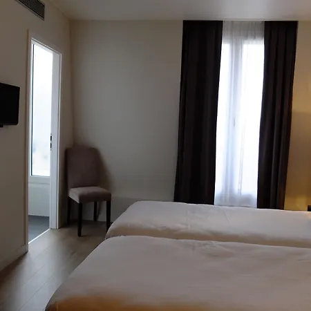 De Flore 3* Paris