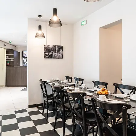 De Flore - Montmartre