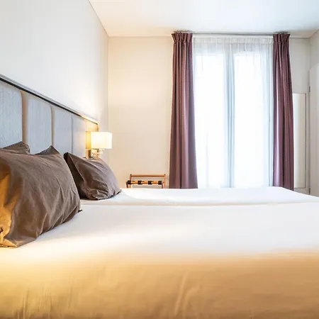 Hotel De Flore 3*