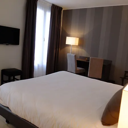 Hotel De Flore - Montmartre