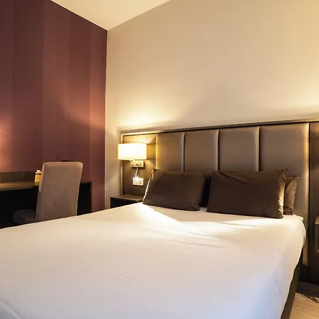 De Flore - Montmartre Hotel Paříž