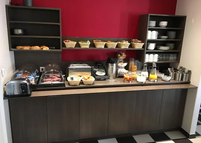 De Flore - Montmartre Hotell 3*