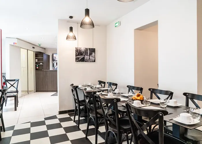 De Flore - Montmartre