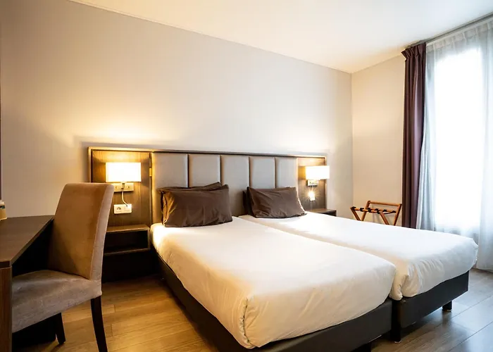 De Flore - Montmartre Hotell