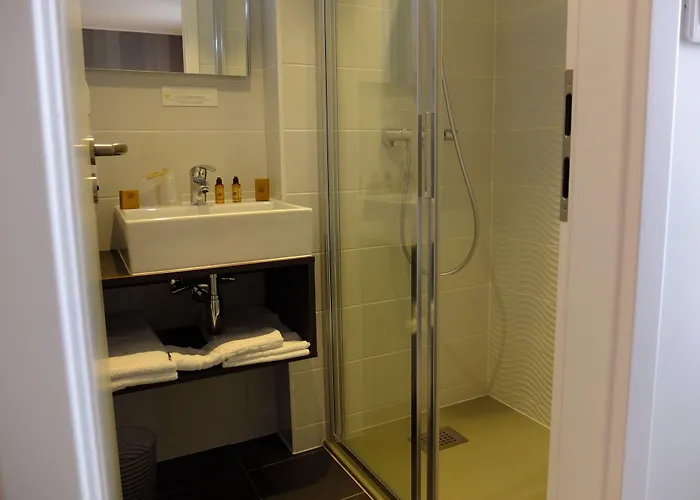 De Flore - Montmartre Paris