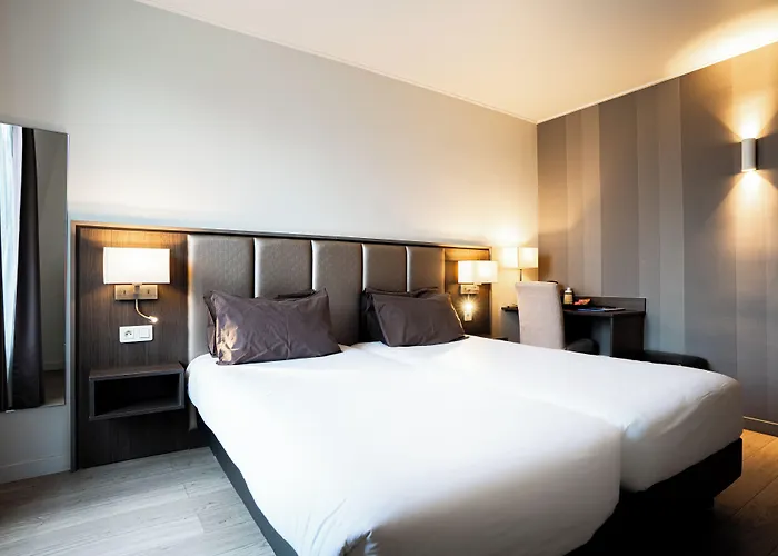 De Flore - Montmartre Paris