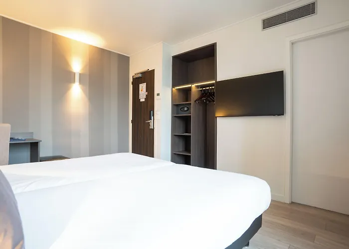 Hotell De Flore - Montmartre