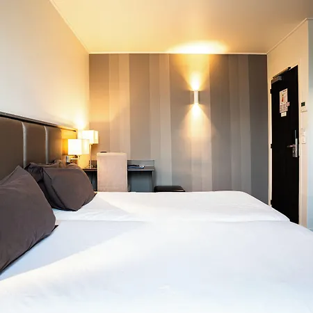 فندق De Flore - Montmartre 3*