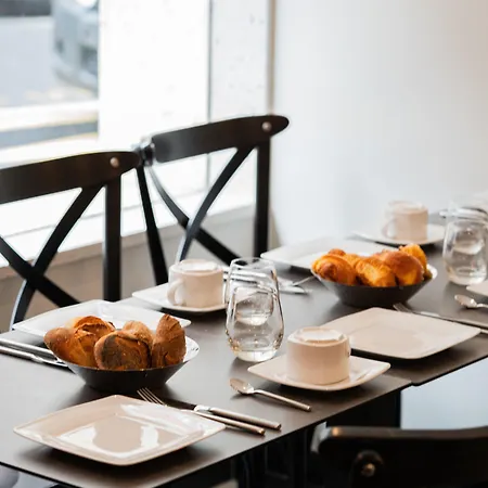 De Flore - Montmartre 3* باريس