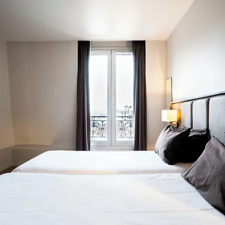 De Flore - Montmartre 3*